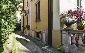 Maru Apartment